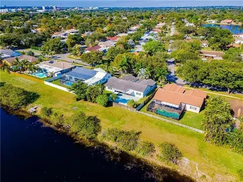 7200 SW 20th Street Plantation FL 33317