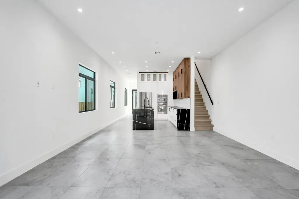 604 SW 7th Avenue Fort Lauderdale FL 33315