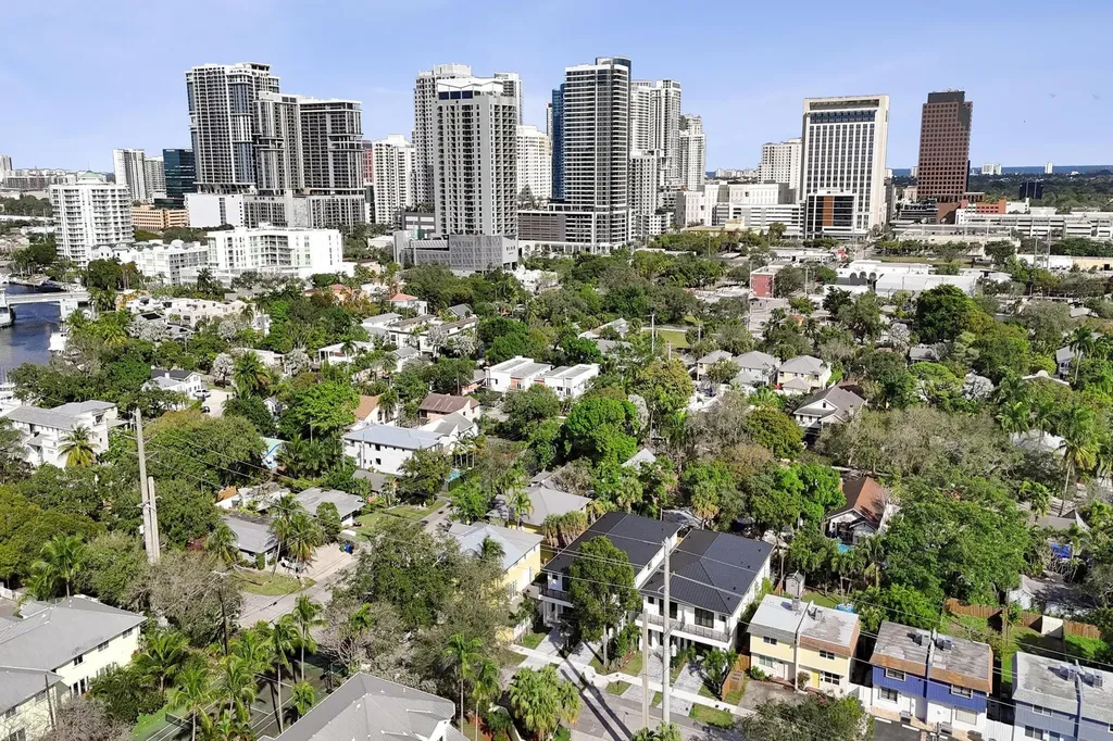 604 SW 7th Avenue Fort Lauderdale FL 33315