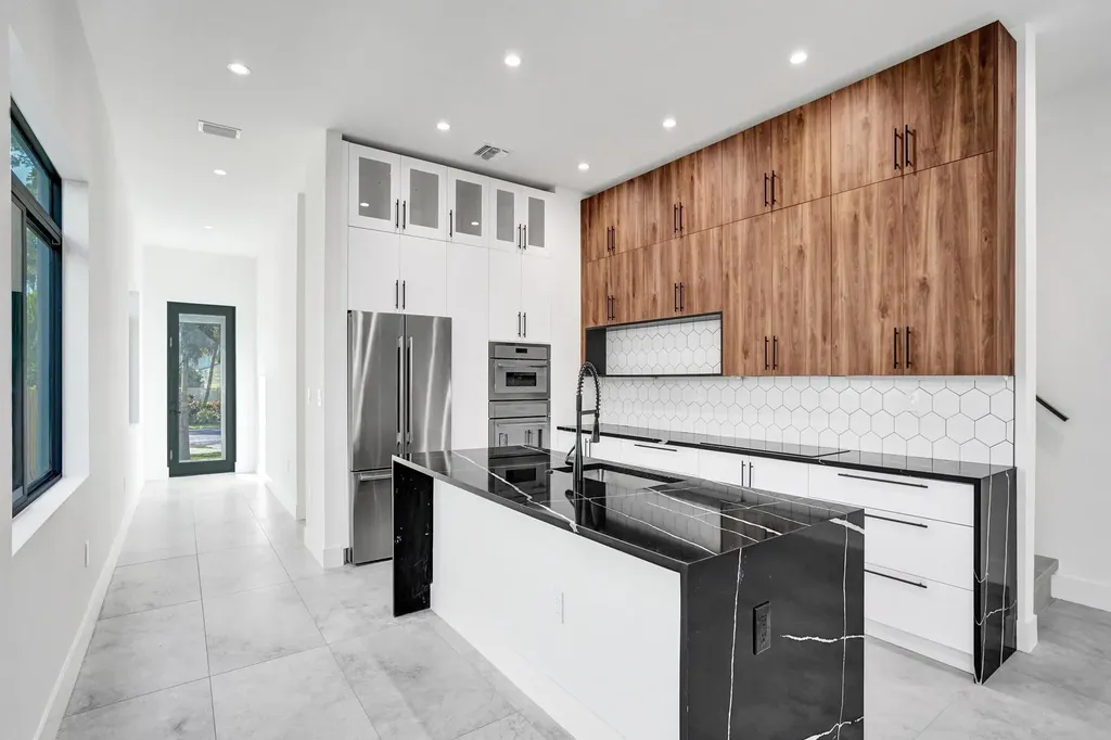 604 SW 7th Avenue Fort Lauderdale FL 33315