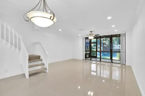 4821 NW 22nd Street Coconut Creek FL 33063