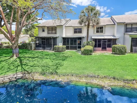 4821 NW 22nd Street Coconut Creek FL 33063
