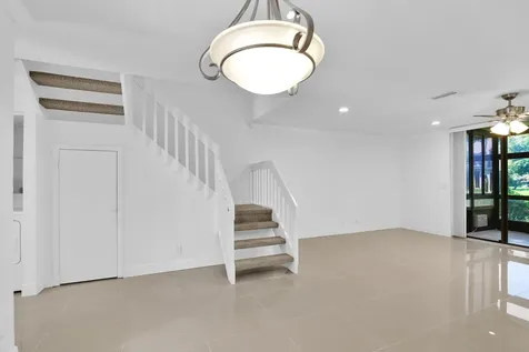4821 NW 22nd Street Coconut Creek FL 33063