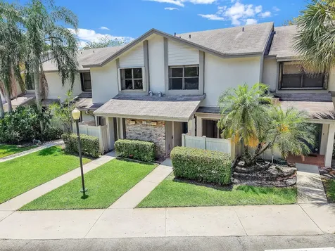 4821 NW 22nd Street Coconut Creek FL 33063