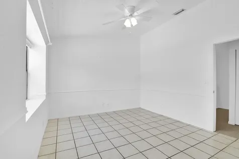 4821 NW 22nd Street Coconut Creek FL 33063