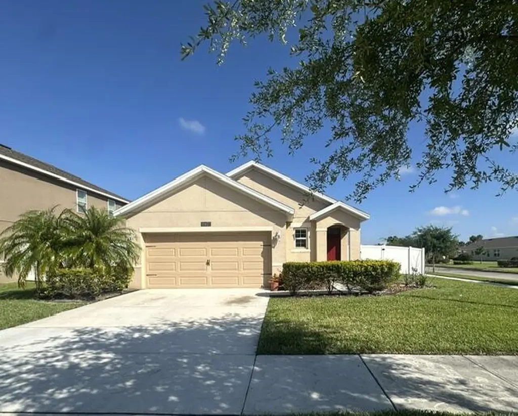 11477 SW Patterson Street Port St Lucie FL 34987