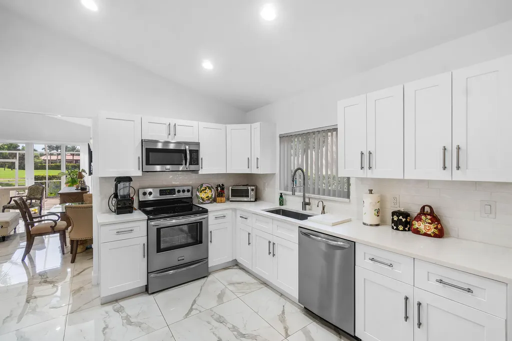 7200 Via Palomar Boca Raton FL 33433