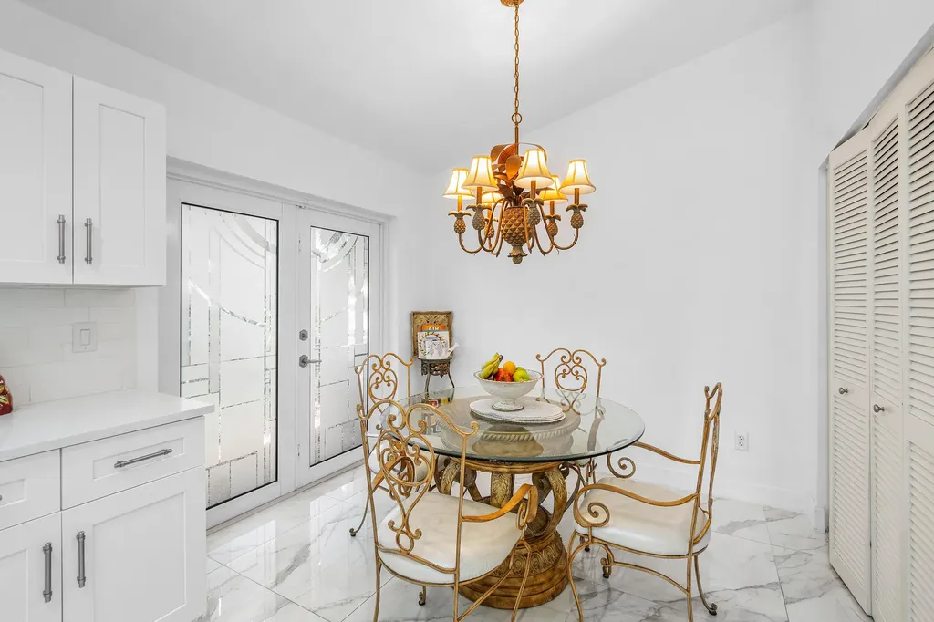 7200 Via Palomar Boca Raton FL 33433