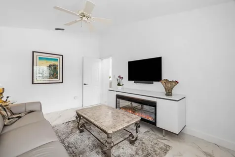7200 Via Palomar Boca Raton FL 33433