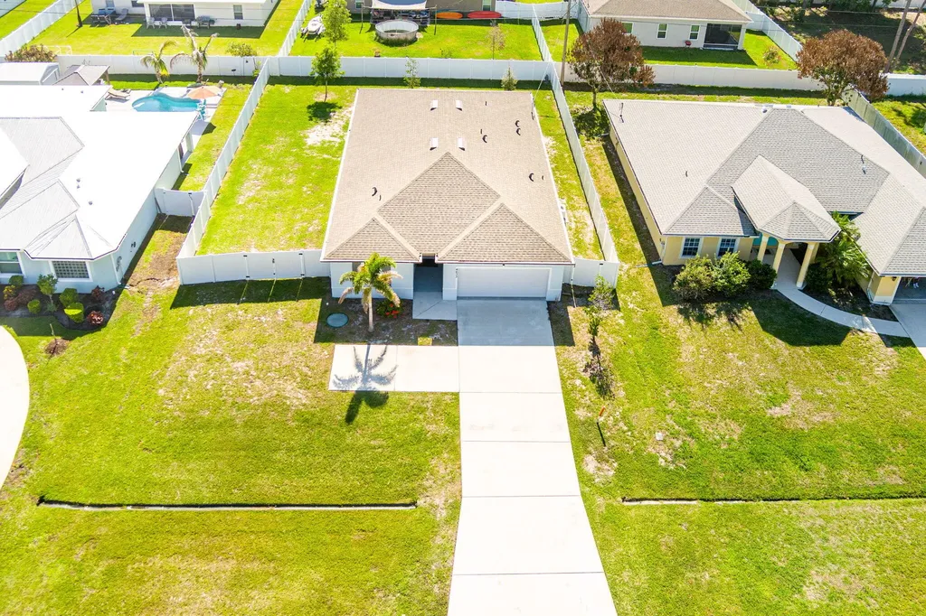 4633 SW Savona Boulevard Port St Lucie FL 34953