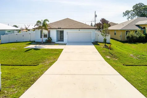 4633 SW Savona Boulevard Port St Lucie FL 34953