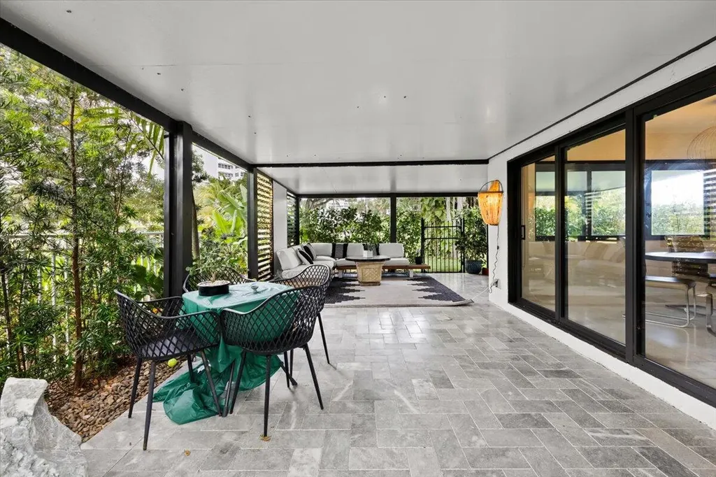 2611 SE 21 Street Fort Lauderdale FL 33316