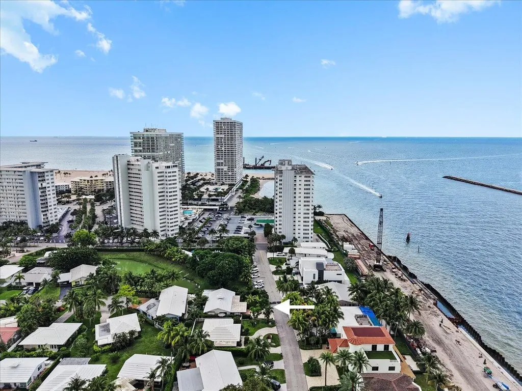 2611 SE 21 Street Fort Lauderdale FL 33316