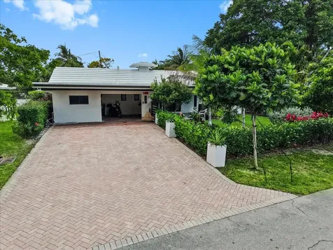 2611 SE 21 Street Fort Lauderdale FL 33316