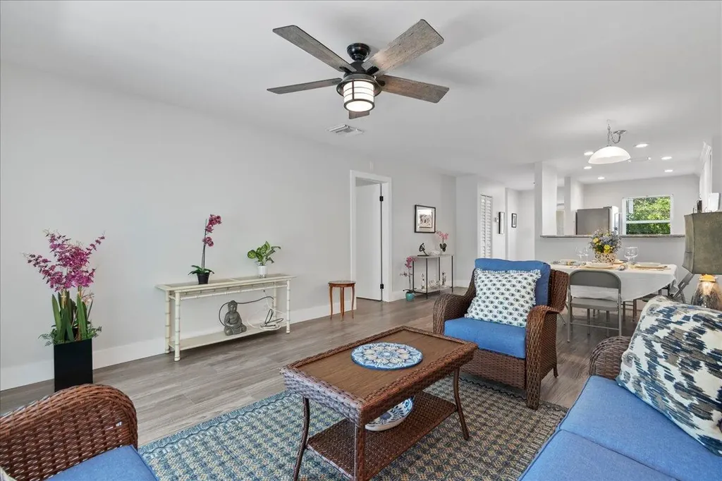 178 Lake Susan Lane West Palm Beach FL 33411
