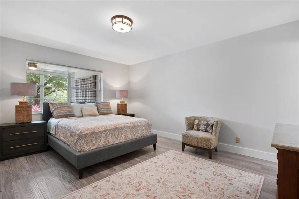 178 Lake Susan Lane West Palm Beach FL 33411
