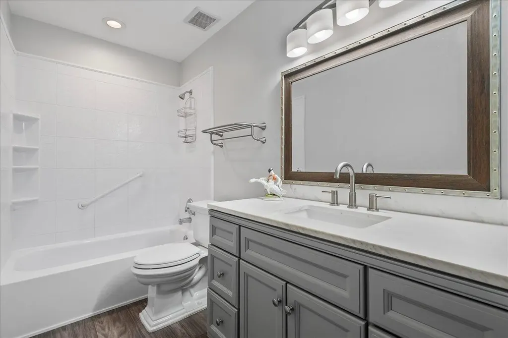 178 Lake Susan Lane West Palm Beach FL 33411