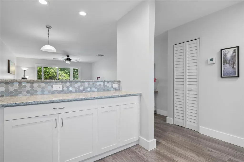 178 Lake Susan Lane West Palm Beach FL 33411