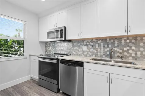 178 Lake Susan Lane West Palm Beach FL 33411