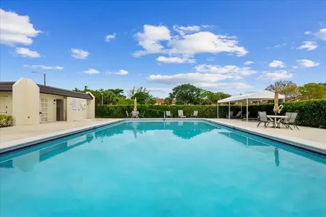 178 Lake Susan Lane West Palm Beach FL 33411