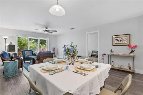 178 Lake Susan Lane West Palm Beach FL 33411