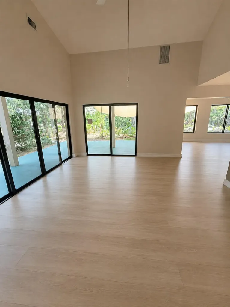 8259 N 155th Place Place N Palm Beach Gardens FL 33418