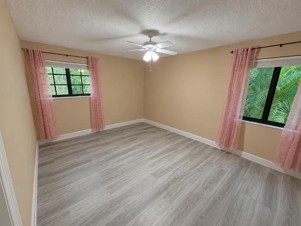 8259 N 155th Place Place N Palm Beach Gardens FL 33418