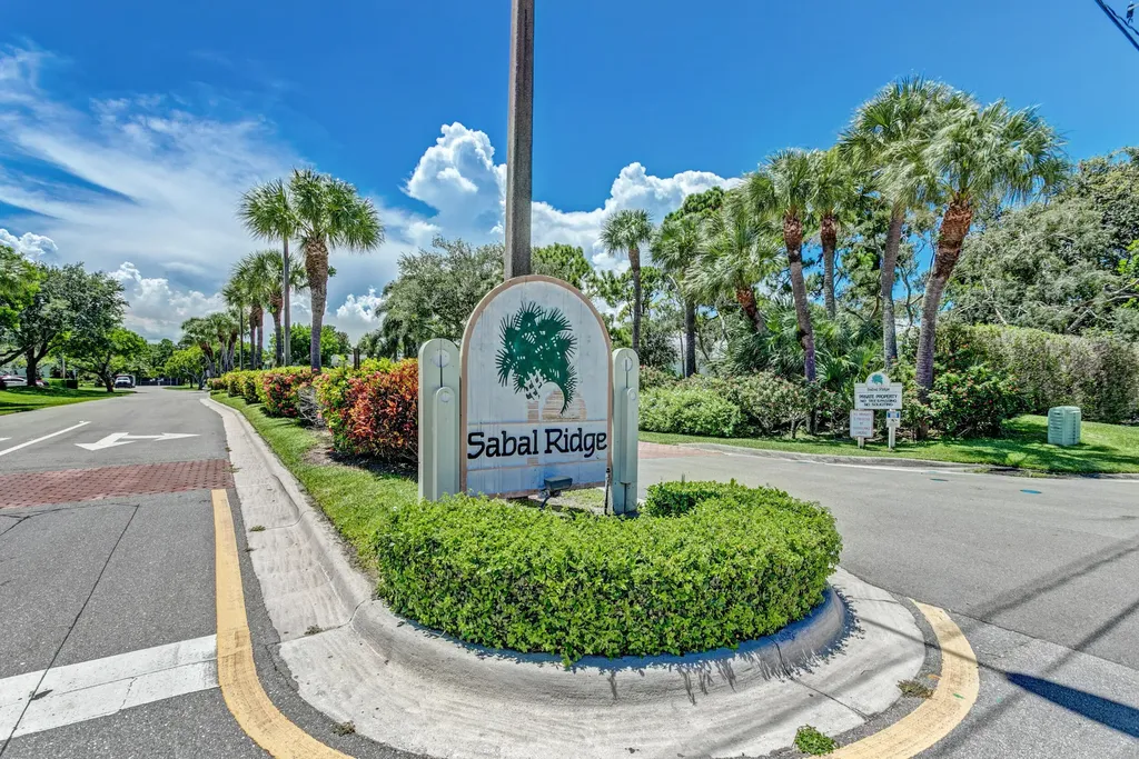 601 Sabal Ridge Circle Palm Beach Gardens FL 33418