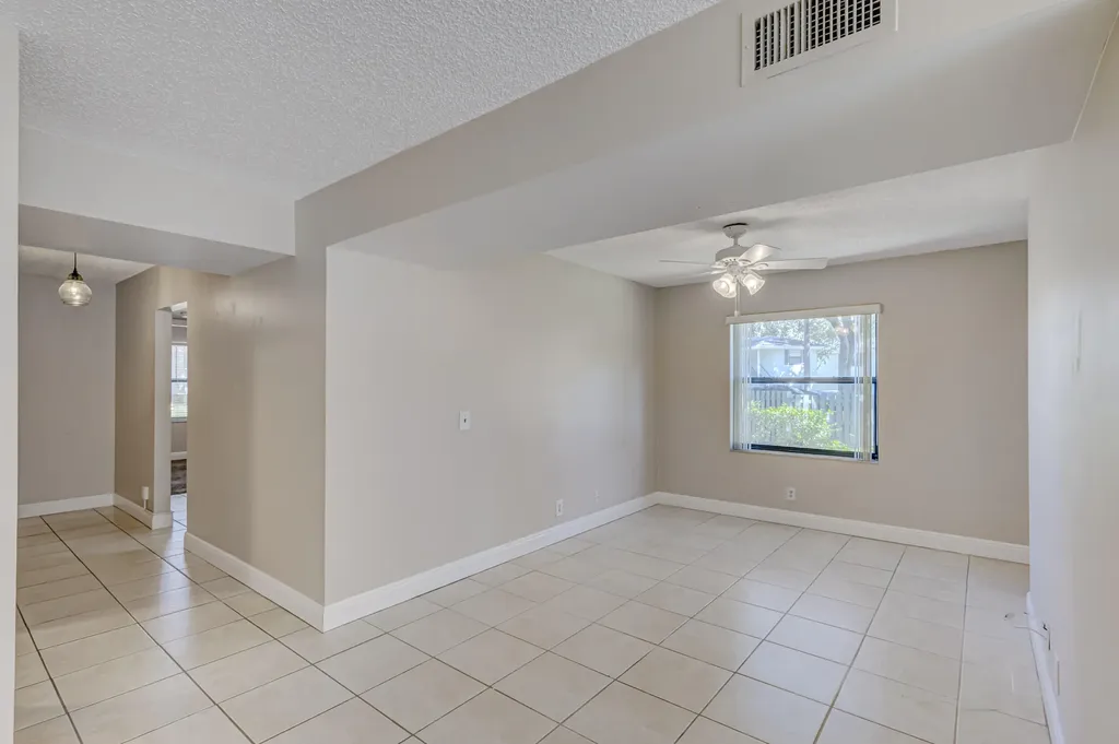 601 Sabal Ridge Circle Palm Beach Gardens FL 33418