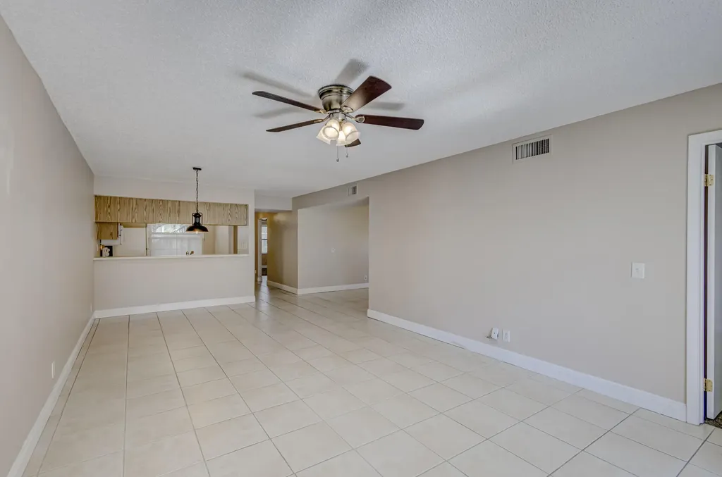 601 Sabal Ridge Circle Palm Beach Gardens FL 33418