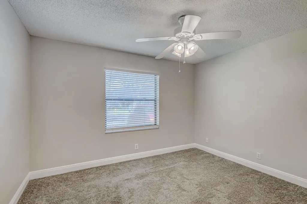 601 Sabal Ridge Circle Palm Beach Gardens FL 33418