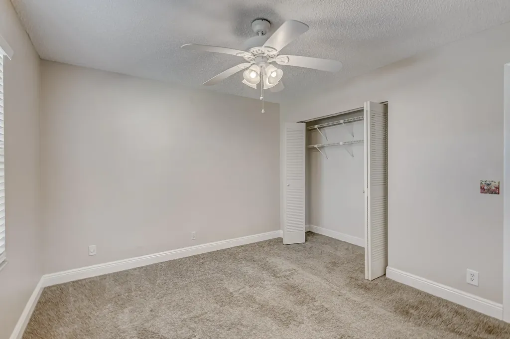 601 Sabal Ridge Circle Palm Beach Gardens FL 33418