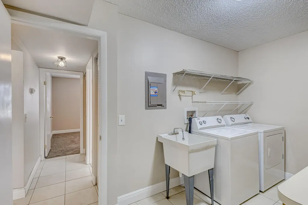 601 Sabal Ridge Circle Palm Beach Gardens FL 33418