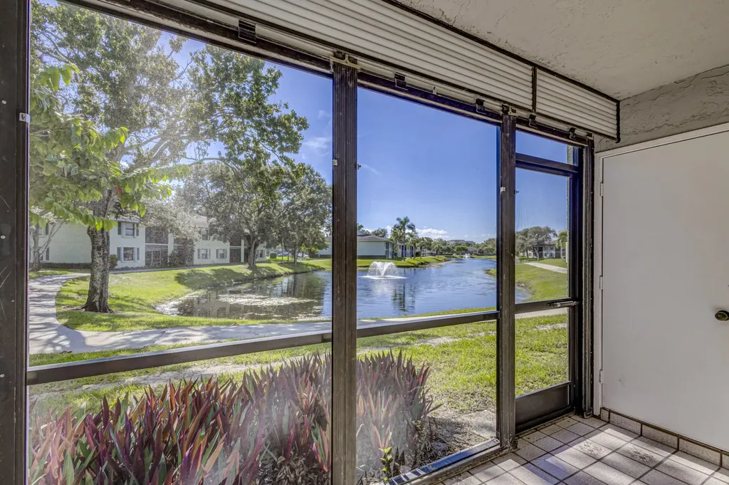 601 Sabal Ridge Circle Palm Beach Gardens FL 33418