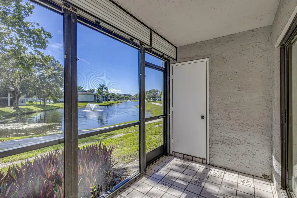 601 Sabal Ridge Circle Palm Beach Gardens FL 33418