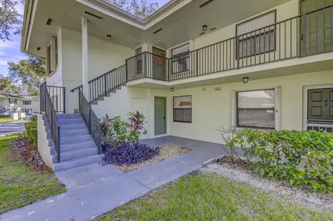 601 Sabal Ridge Circle Palm Beach Gardens FL 33418