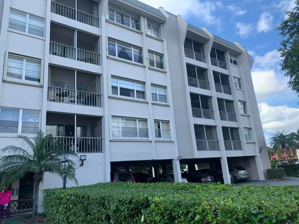 505 Spencer Drive West Palm Beach FL 33409
