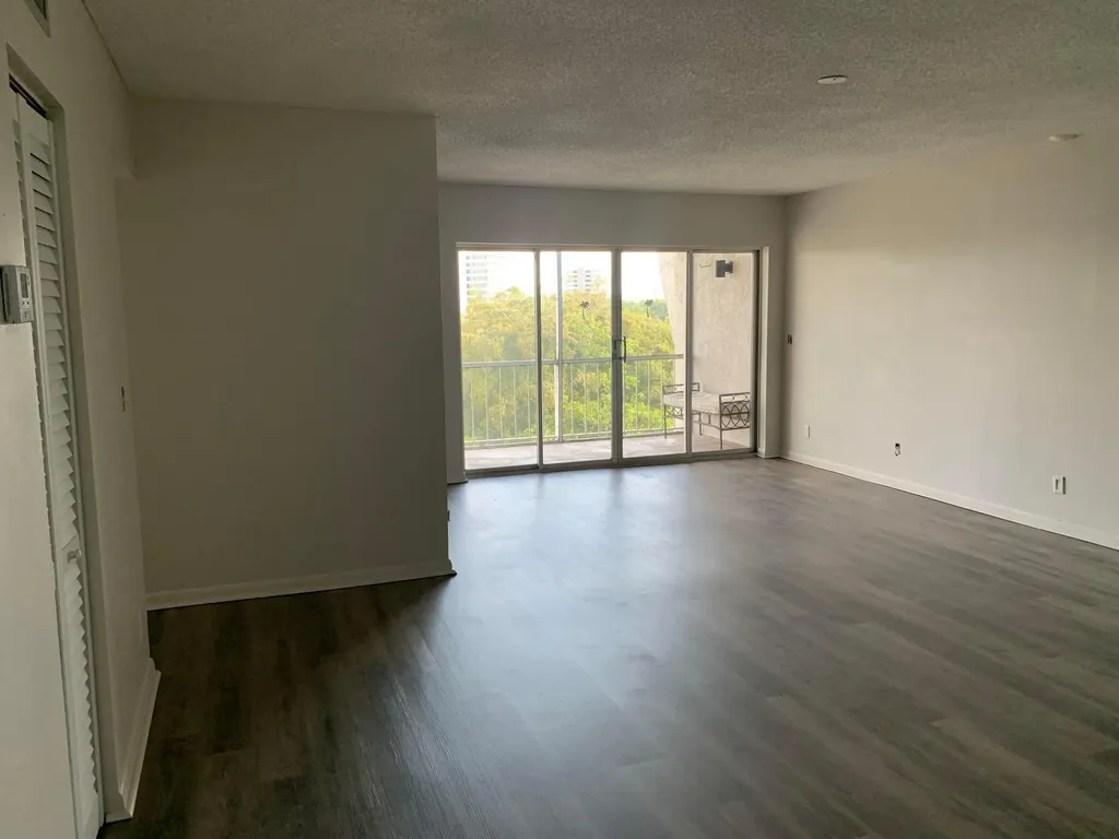 505 Spencer Drive West Palm Beach FL 33409