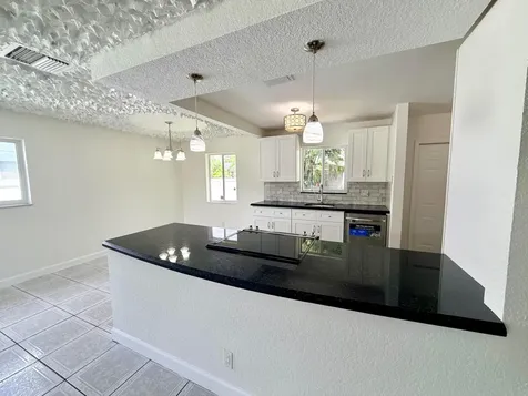 2811 NW 8th Street Pompano Beach FL 33069