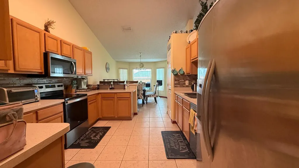 1613 SW Whipple Avenue Port St Lucie FL 34953