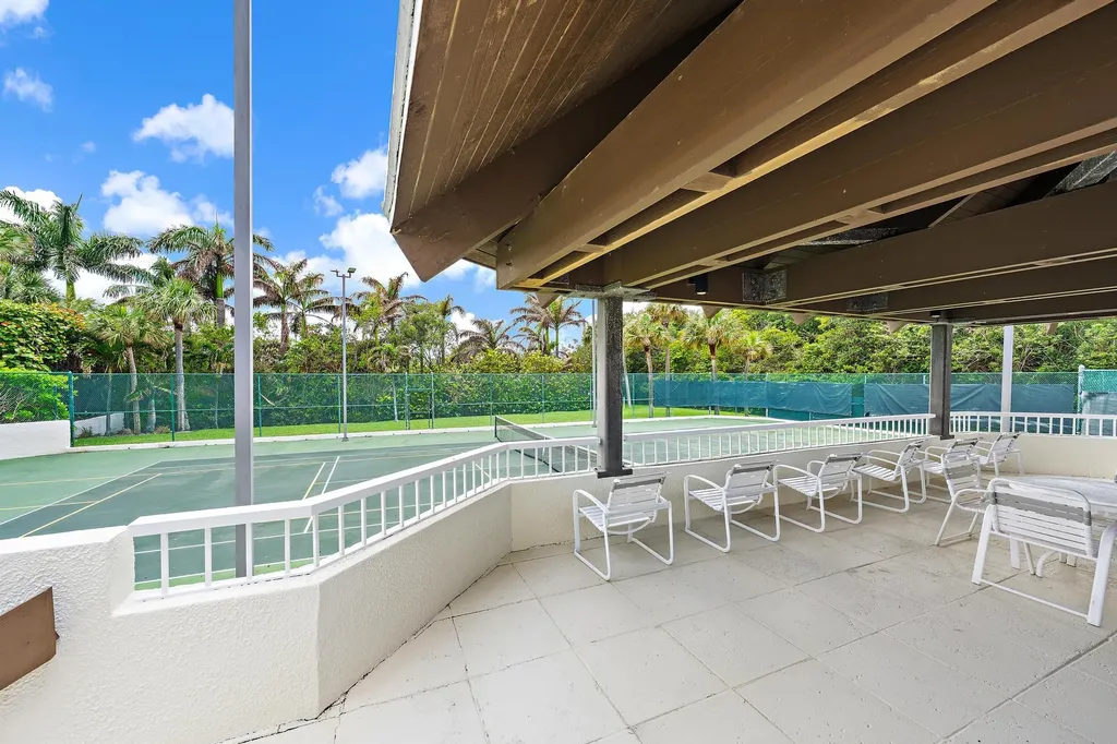 5280 N Ocean Drive Riviera Beach FL 33404