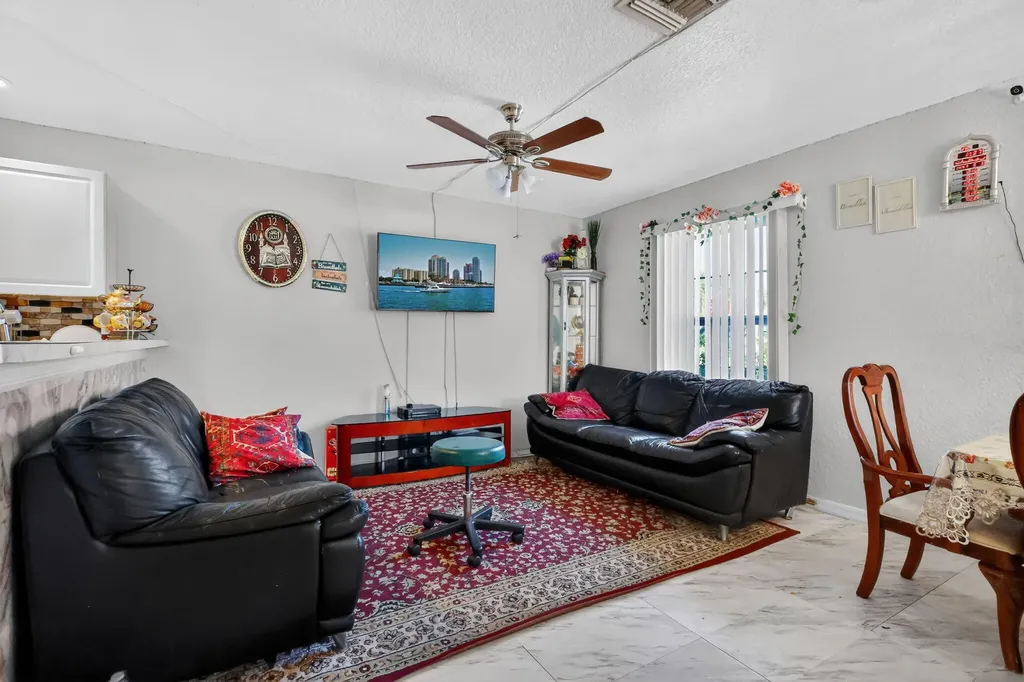 231 N H Street Lake Worth Beach FL 33460