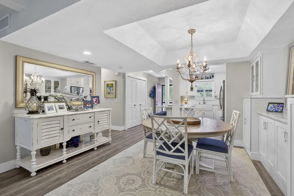 327 Southwind Drive North Palm Beach FL 33408