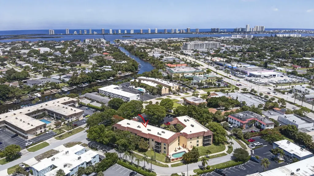 327 Southwind Drive North Palm Beach FL 33408