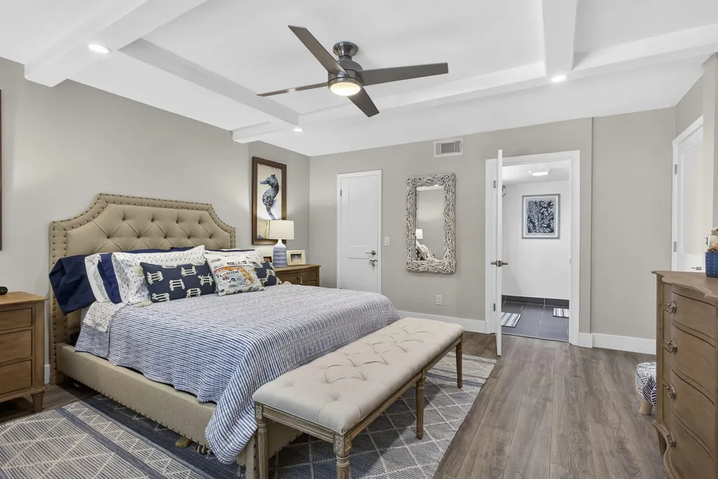 327 Southwind Drive North Palm Beach FL 33408