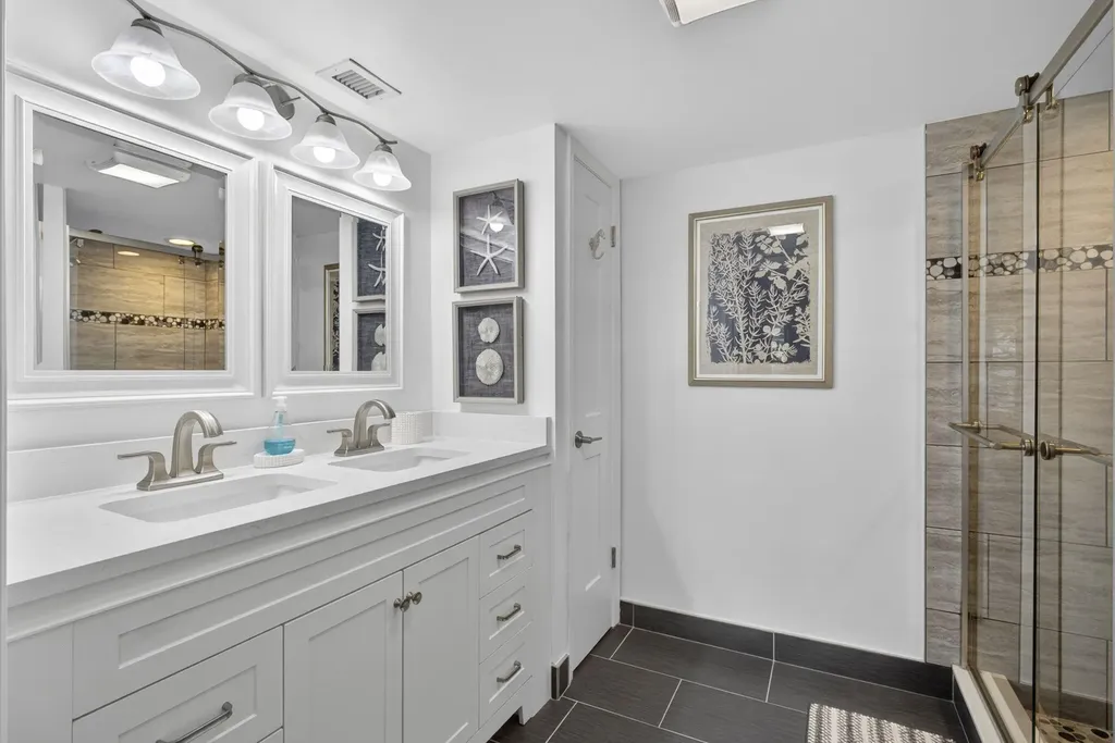 327 Southwind Drive North Palm Beach FL 33408