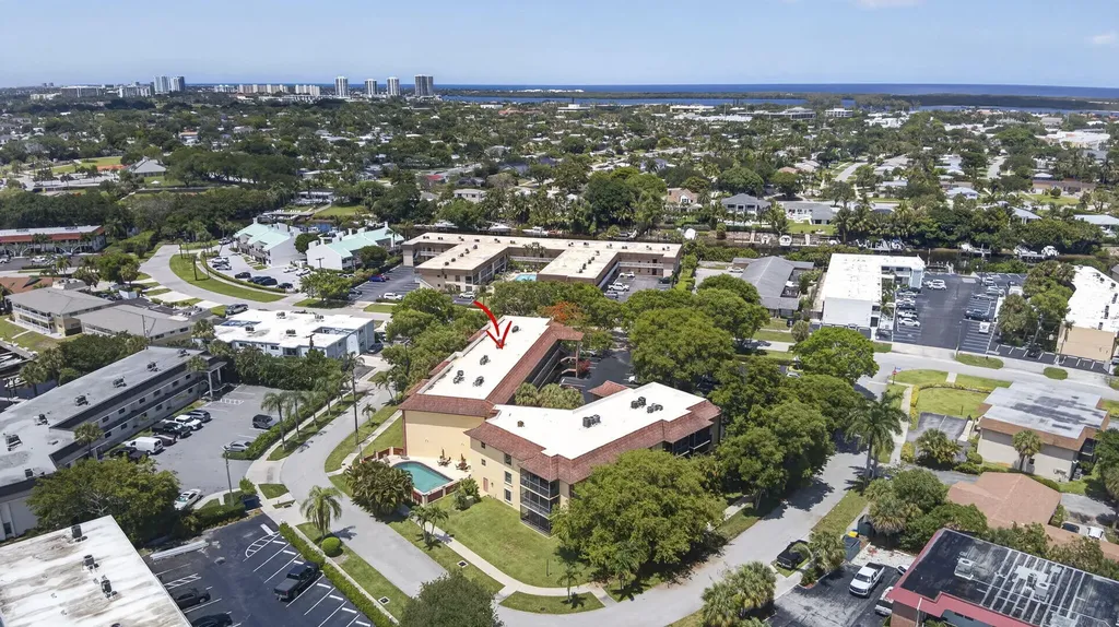 327 Southwind Drive North Palm Beach FL 33408