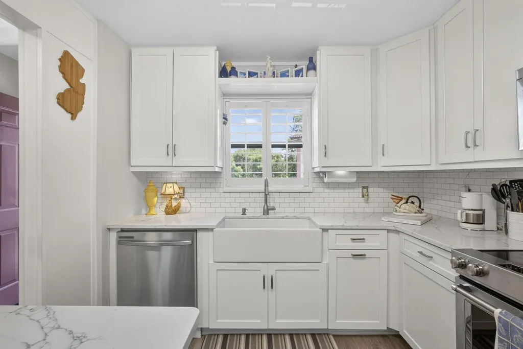 327 Southwind Drive North Palm Beach FL 33408