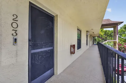 327 Southwind Drive North Palm Beach FL 33408