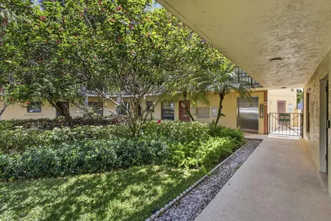 327 Southwind Drive North Palm Beach FL 33408